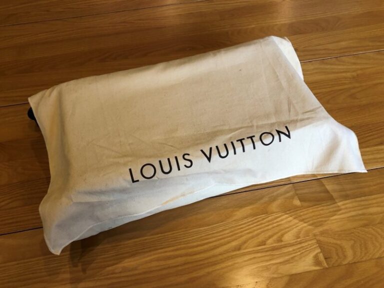 ルイヴィトン Louis Vuitton モノグラム コフレ 8 モントル M47641 時計ケース 未使用の画像9。