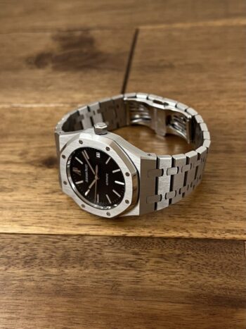 オーデマピゲ AUDEMARS PIGUET ロイヤルオーク 15300ST.00.1220ST.03 ブラック 中古 正面から全体 委託 高価 買取 販売 名古屋