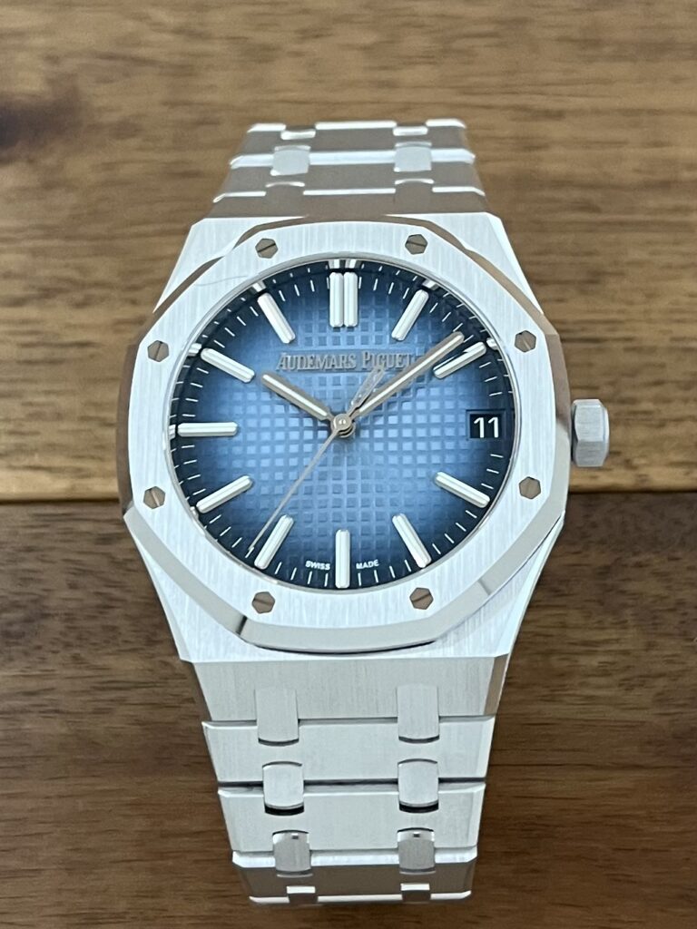 オーデマピゲ AUDEMARS PIGUET ロイヤルオーク 15510BC.OO.1320BC.02 スモークブルー 保2023 未使用 正面 委託 高価 買取 販売 名古屋