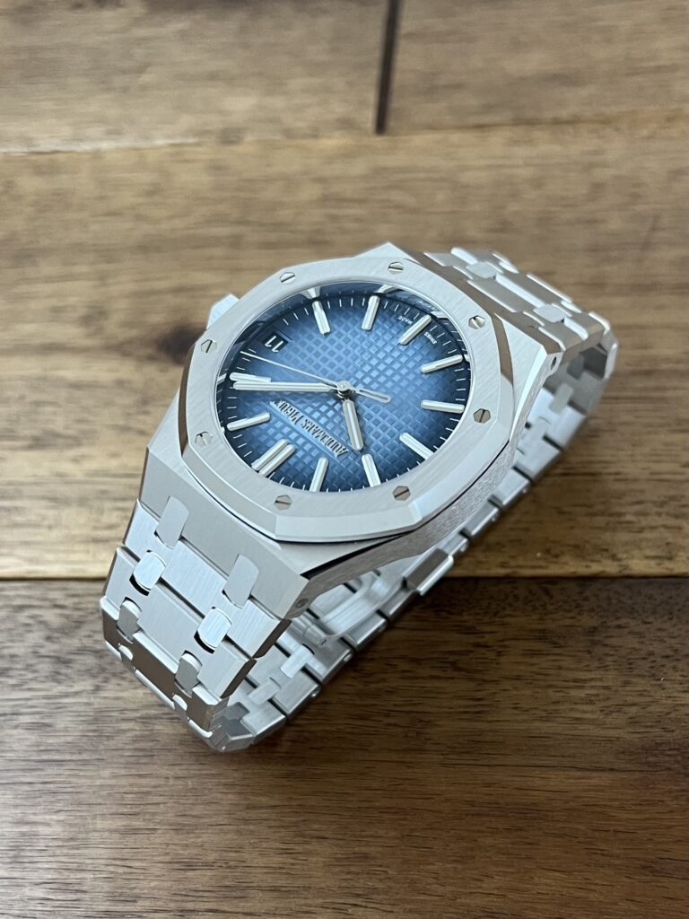 オーデマピゲ AUDEMARS PIGUET ロイヤルオーク 15510BC.OO.1320BC.02 スモークブルー 保2023 未使用 11時側から 委託 高価 買取 販売 名古屋