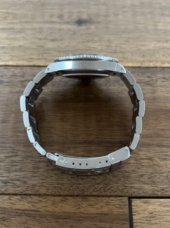 ロレックス サブマリーナ デイト 16800 ブラック(黒) 72番 トリチウム 中古 ヴィンテージ ケースサイドから全体 委託 高価 買取 販売 名古屋