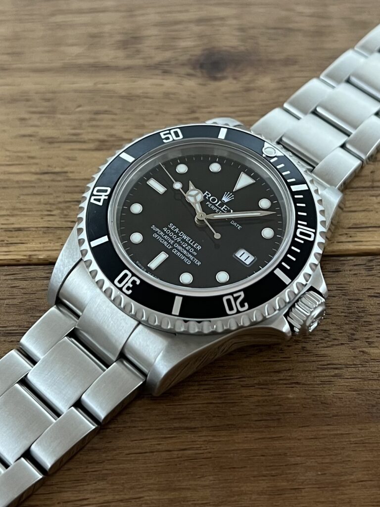 ロレックス シードゥエラー 16600 ブラック(黒) F番 中古 5時側から 委託 高価 買取 販売 名古屋