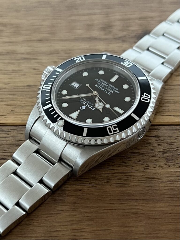 ロレックス シードゥエラー 16600 ブラック(黒) F番 中古 11時側から 委託 高価 買取 販売 名古屋