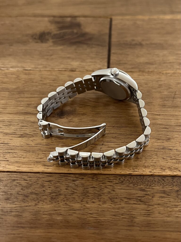 ロレックス デイトジャスト 179174 ホワイト(白) ローマ V番 中古 クラスプ側から全体 委託 高価 買取 販売 名古屋