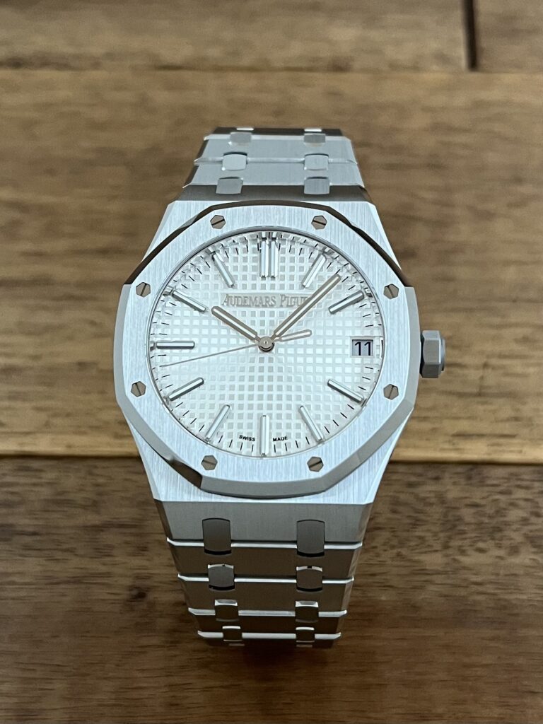 オーデマピゲ ロイヤルオーク 15510ST.OO.1320ST.08 シルバー 未使用 正面 委託 高価 買取 販売 名古屋