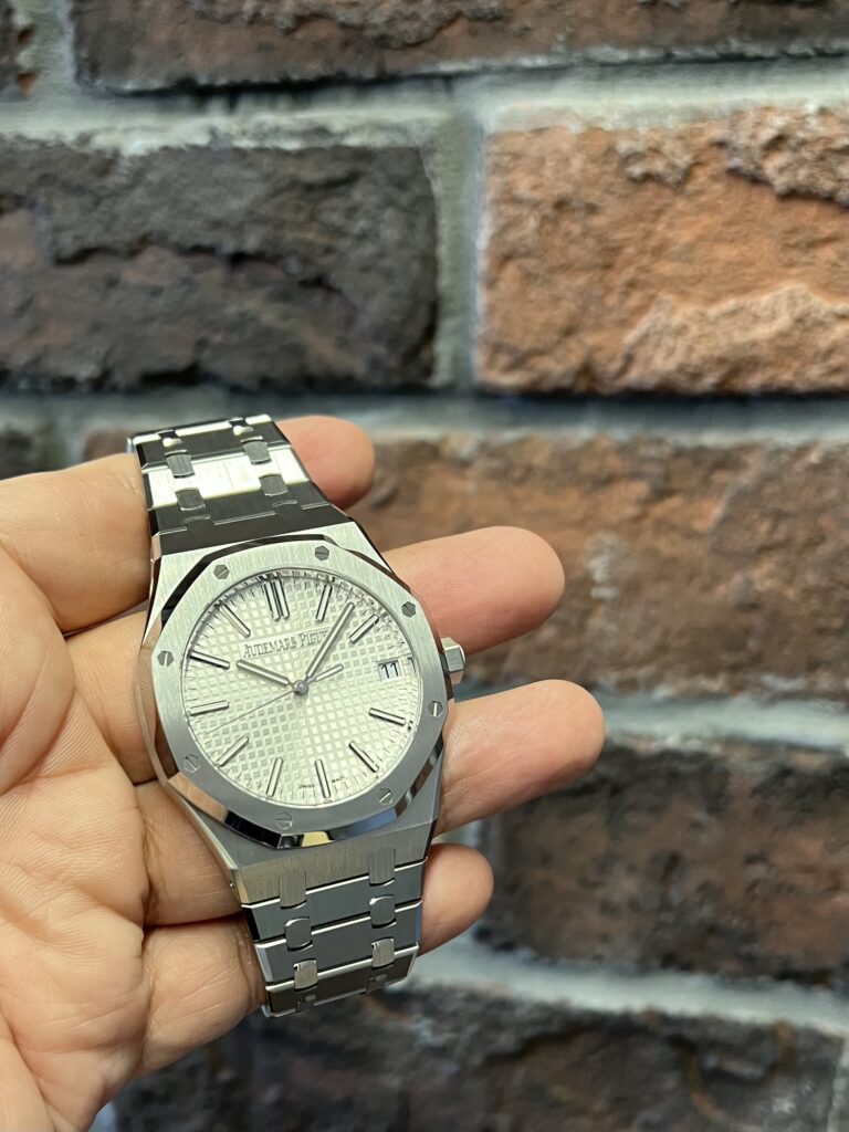 オーデマピゲ ロイヤルオーク 15510ST.OO.1320ST.08 シルバー 未使用 インスタ用 委託 高価 買取 販売 名古屋