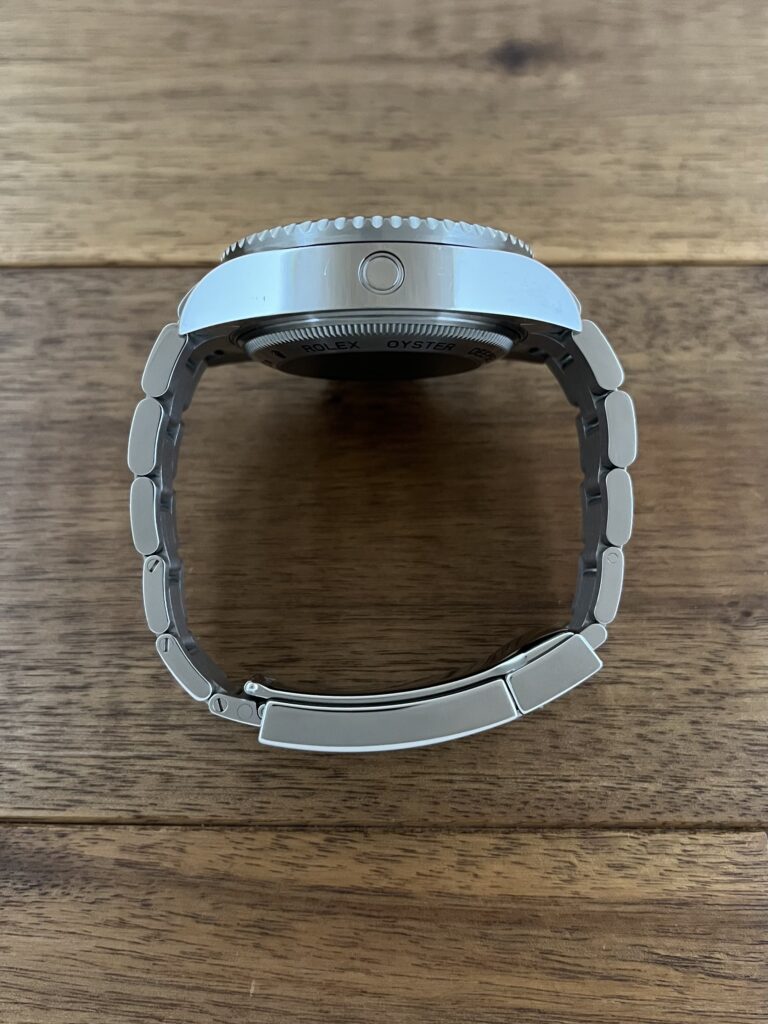 ロレックス(ROLEX)シードゥエラー ディープシー 116660 Dブルー 鏡面バックル 中古 ケースサイドから全体 委託 高価 買取 販売 名古屋