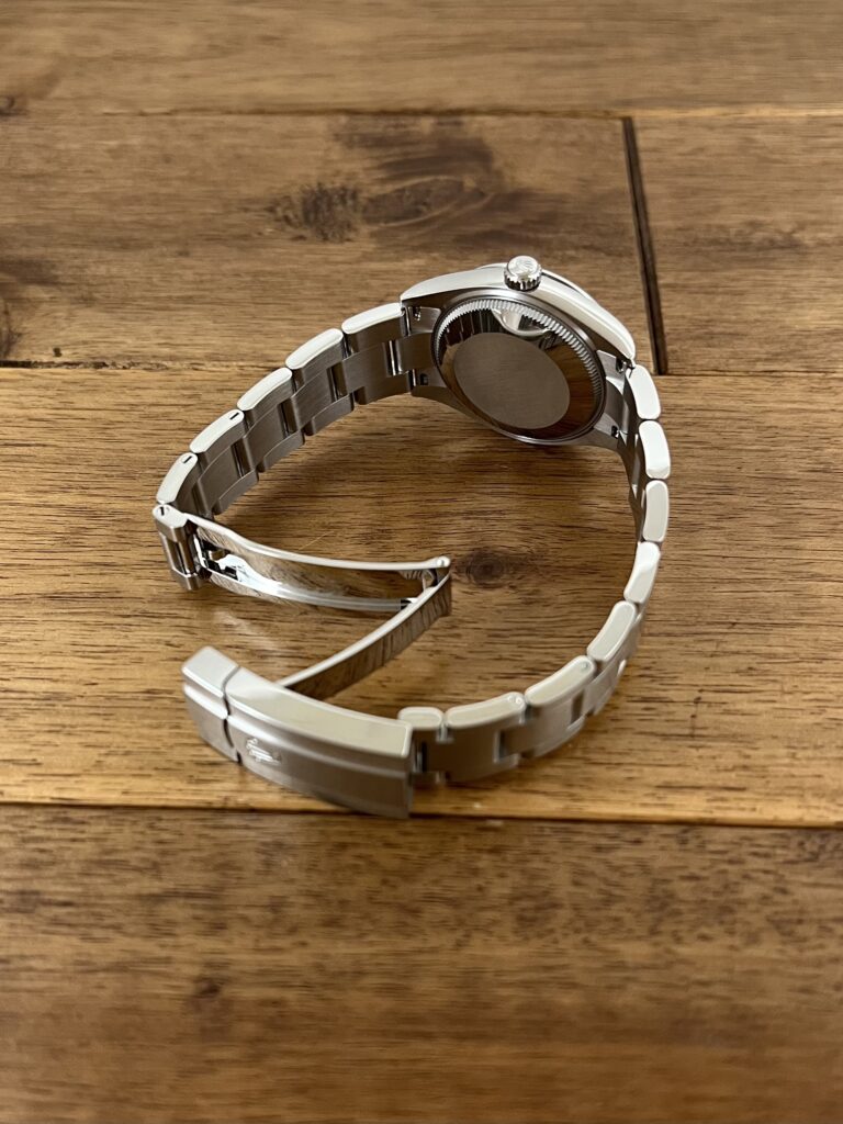 ロレックス オイスターパーペチュアル 31 277200 ターコイズブルー 未使用 保2025.7 クラスプ側から全体 委託 高価 買取 販売 名古屋