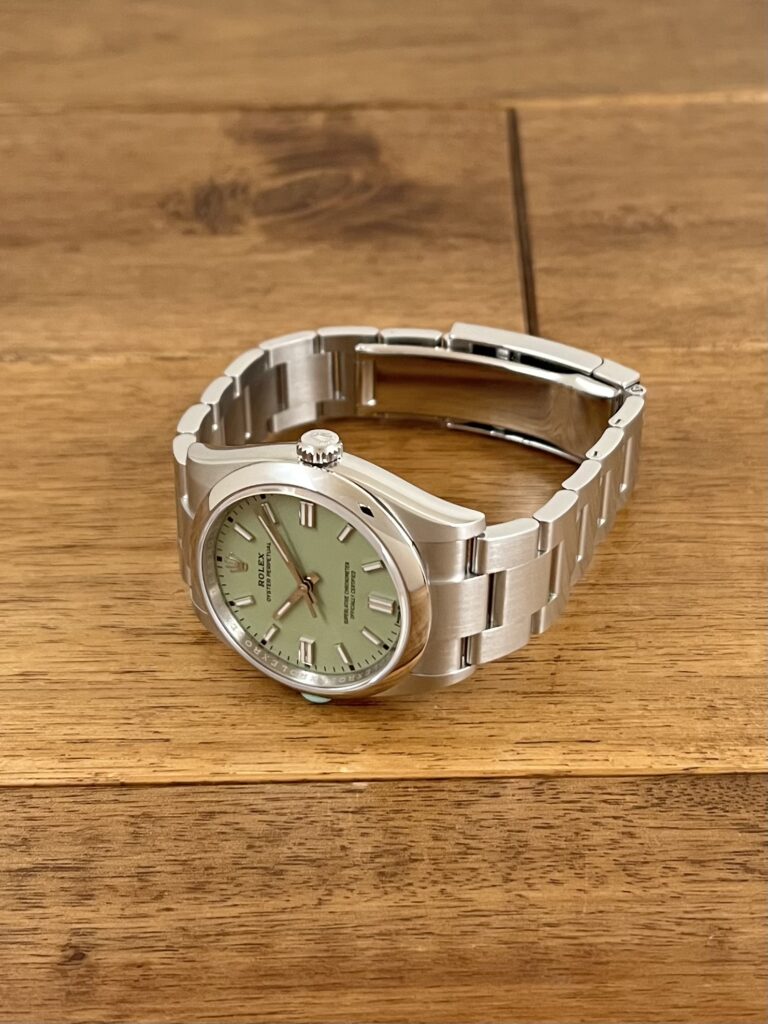 ロレックス(ROLEX)オイスター パーペチュアル 36 126000 ピスタチオ 未使用 正面から全体 委託 高価 買取 販売 名古屋