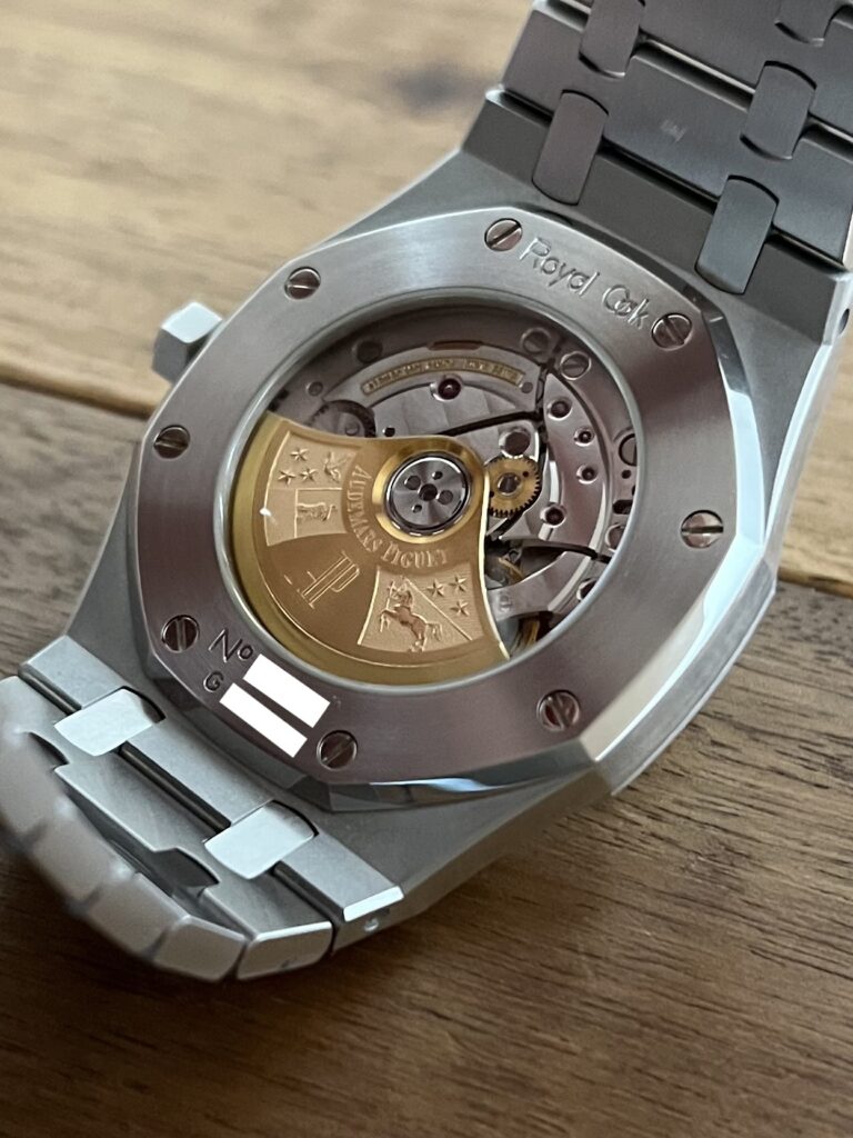 オーデマピゲ AUDEMARS PIGUET ロイヤルオーク 15300ST.OO.1220ST.02 ブルー 中古 バックケーススケルトン 委託 高価 買取 販売 名古屋