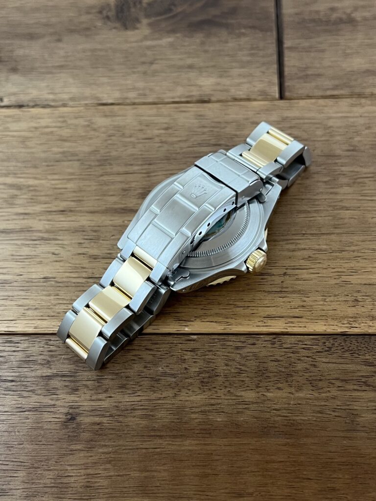ロレックス サブマリーナ 16613 ブルー(バイオレット) X7番 トリチウム ヴァイオレット 中古 バックル側から 委託 高価 買取 販売 名古屋