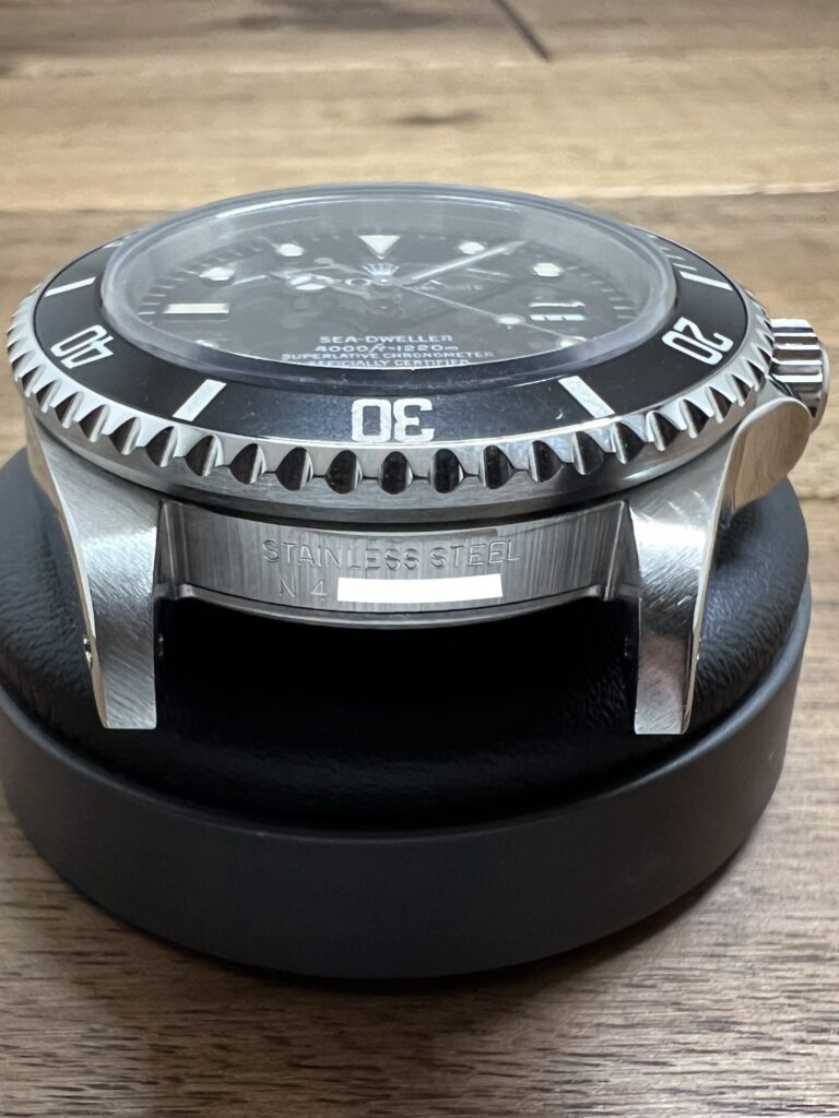 中古 ロレックス シードゥエラー 16600 N4番 トリチウム ブラック文字盤 セミヴィンテージ キャリバー3135&裏蓋内の画像