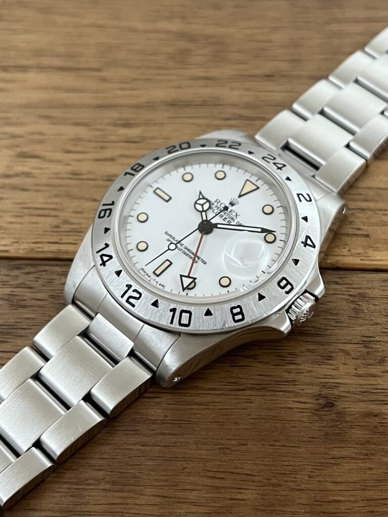 ロレックス エクスプローラー2 16570 N1番 ホワイトダイアル トリチウム パティーナ 中古 5時側からの画像 委託 高価 買取 販売 名古屋