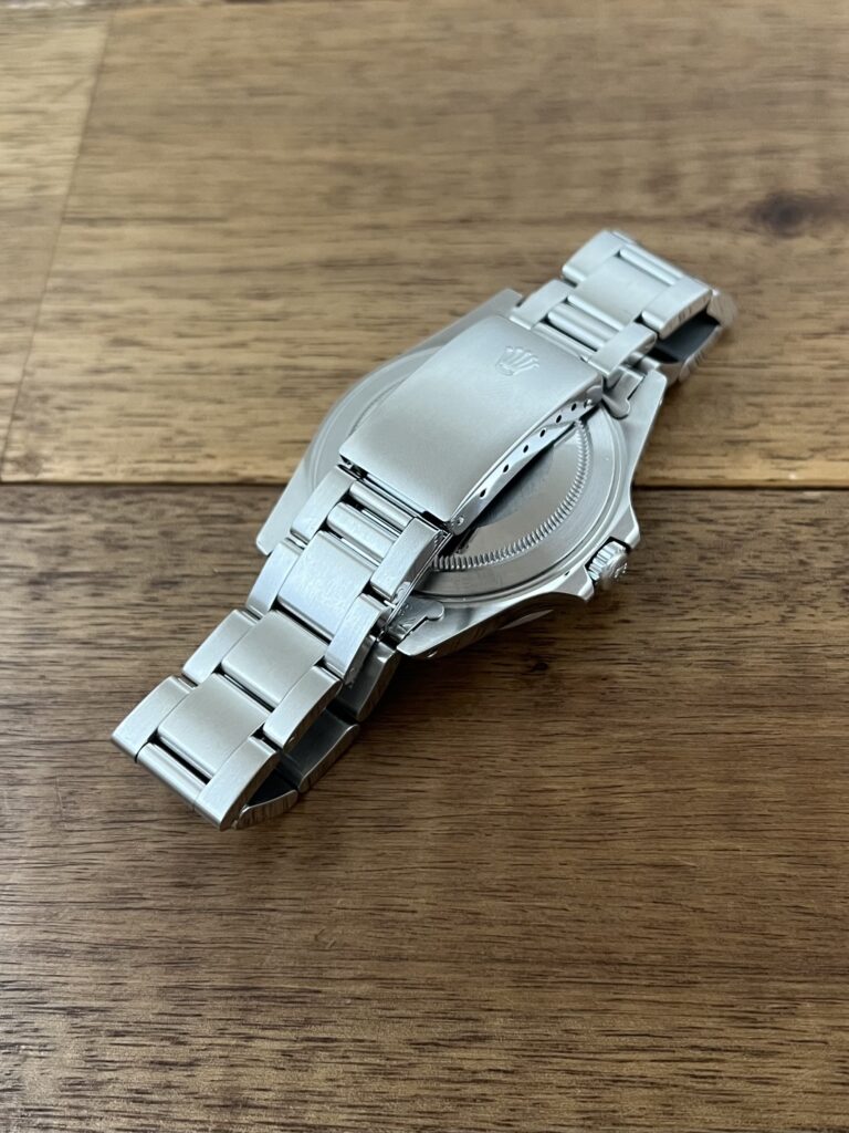 ロレックス エクスプローラー2 16570 N1番 ホワイトダイアル トリチウム パティーナ 中古 バックル側からの画像 委託 高価 買取 販売 名古屋