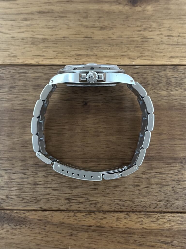 ロレックス エクスプローラー2 16570 N1番 ホワイトダイアル トリチウム パティーナ 中古 リューズ側からの画像 委託 高価 買取 販売 名古屋