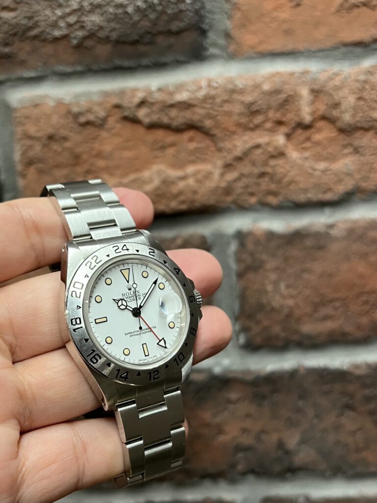 ロレックス エクスプローラー2 16570 N1番 ホワイトダイアル トリチウム パティーナ 中古 キャリバ−3185とインスタ用の画像 委託 高価 買取 販売 名古屋