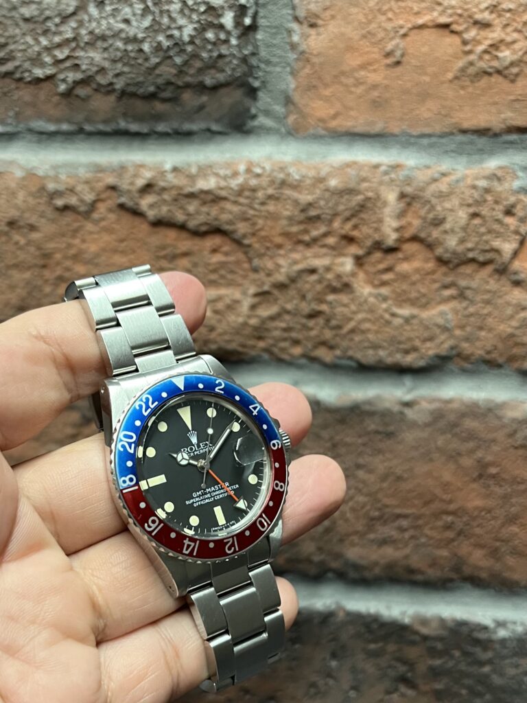 ロレックス GMTマスター 16750 72番台 ブラックダイアル 赤青ベゼル フチなし トリチウム セミヴィンテージ 中古 インスタ用の画像 委託 高価 買取 販売 名古屋