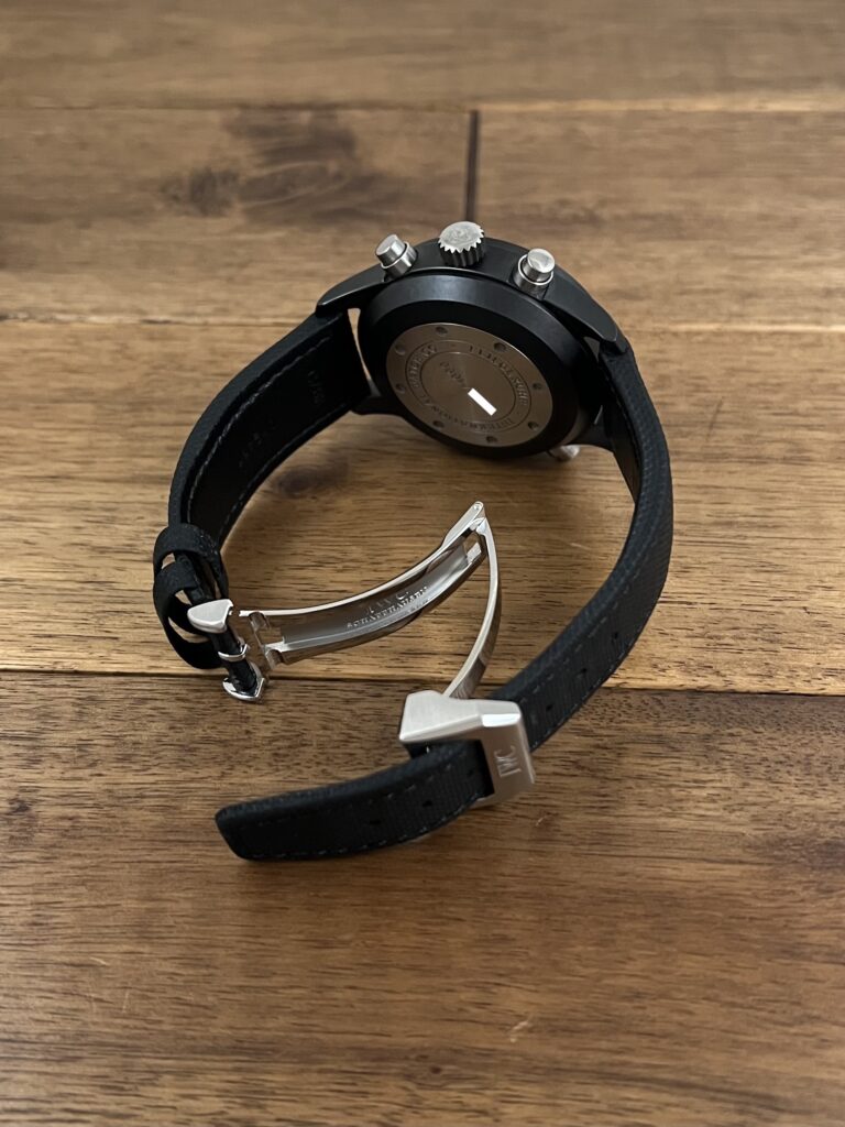 中古 IWC IW378601 パイロットウォッチ ダブルクロノ クラスプ側から全体 の画像