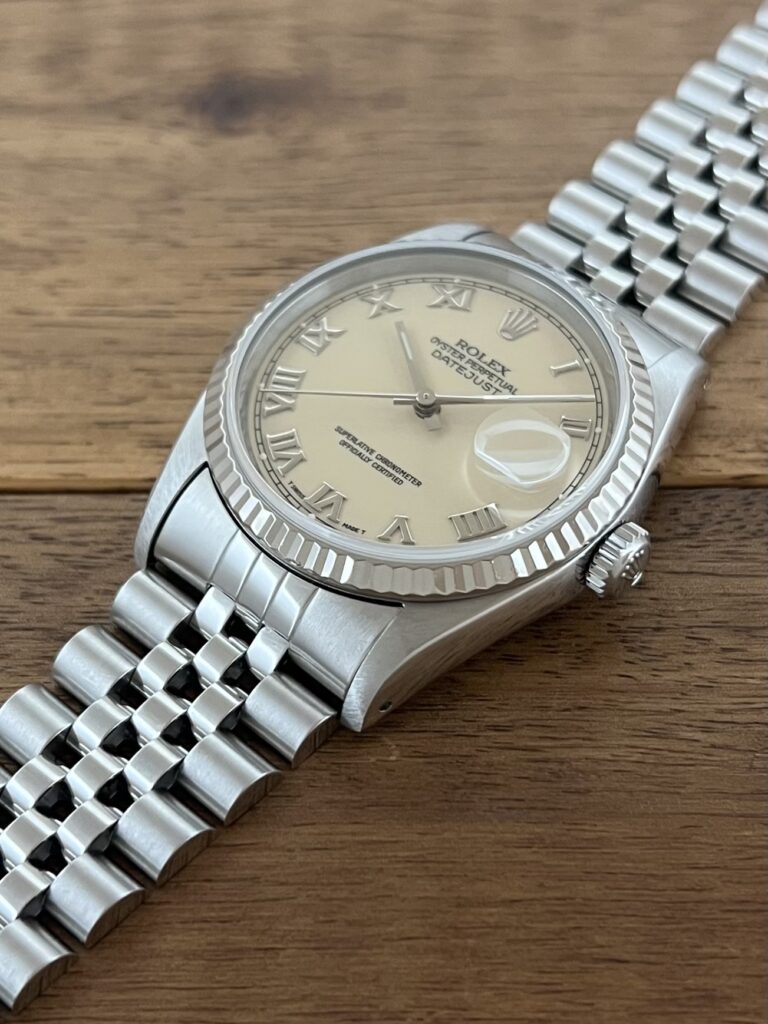 ロレックス デイトジャスト 16234 X8番 クリーム ローマン ダイアル 中古 5時側からの画像 委託 高価 買取 販売 名古屋