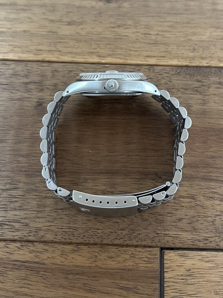 ロレックス デイトジャスト 16234 X8番 クリーム ローマン ダイアル 中古 リューズ側からの画像 委託 高価 買取 販売 名古屋
